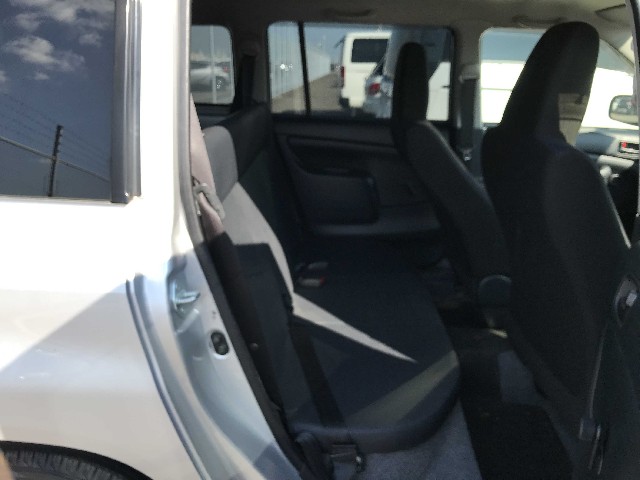 TOYOTA SUCCEED 2018 Image 19