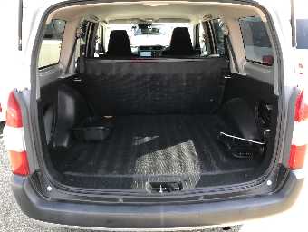 TOYOTA SUCCEED 2018 Image 12