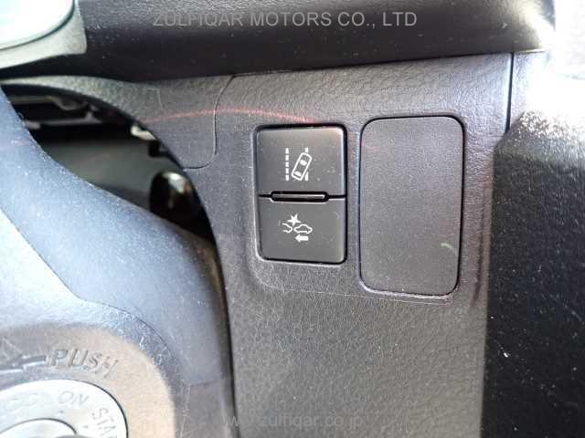 TOYOTA SUCCEED 2018 Image 9