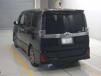 TOYOTA VOXY 2019 Image 6