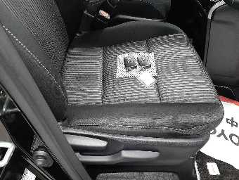 TOYOTA VOXY 2019 Image 8