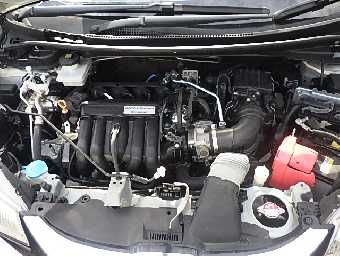 HONDA FIT HYBRID 2017 Image 8