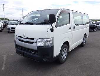 TOYOTA REGIUSACE 2017 Image 12