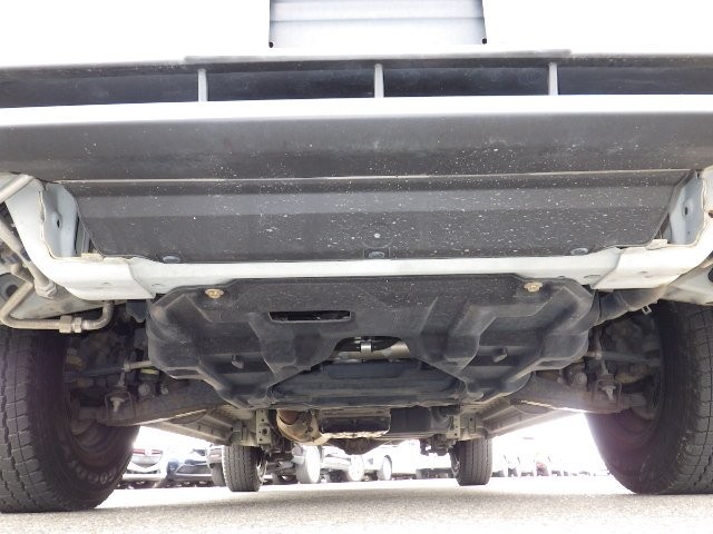 TOYOTA REGIUSACE 2017 Image 19