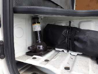 TOYOTA REGIUSACE 2017 Image 20