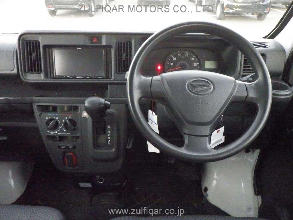 DAIHATSU HIJET CARGO 2019 Image 6