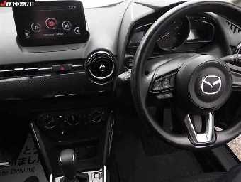 MAZDA DEMIO 2018 Image 6