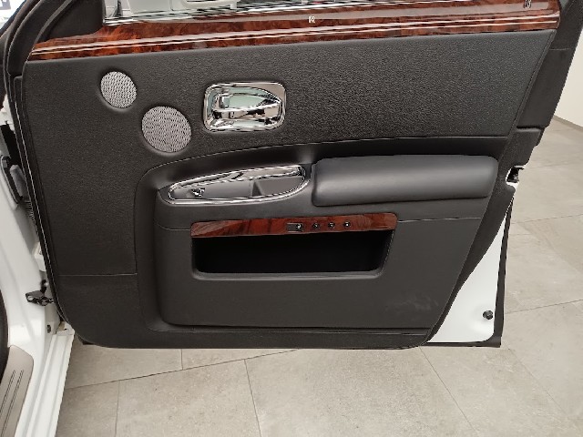 ROLLS ROYCE GHOST 2012 Image 42