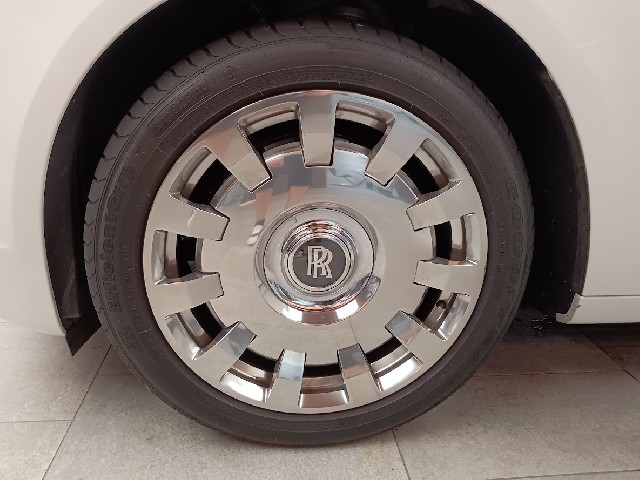 ROLLS ROYCE GHOST 2012 Image 56