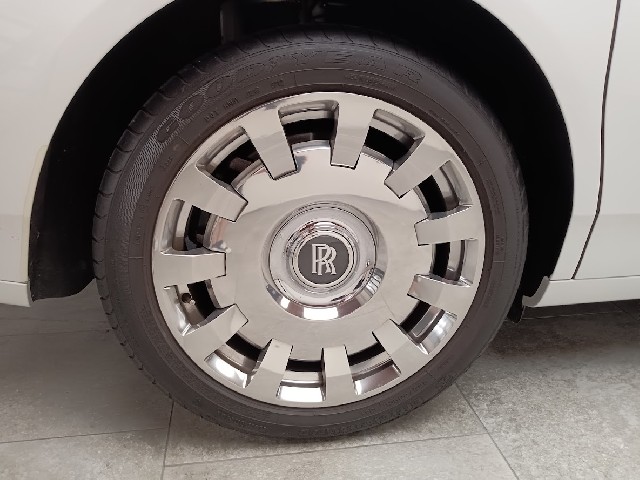 ROLLS ROYCE GHOST 2012 Image 58