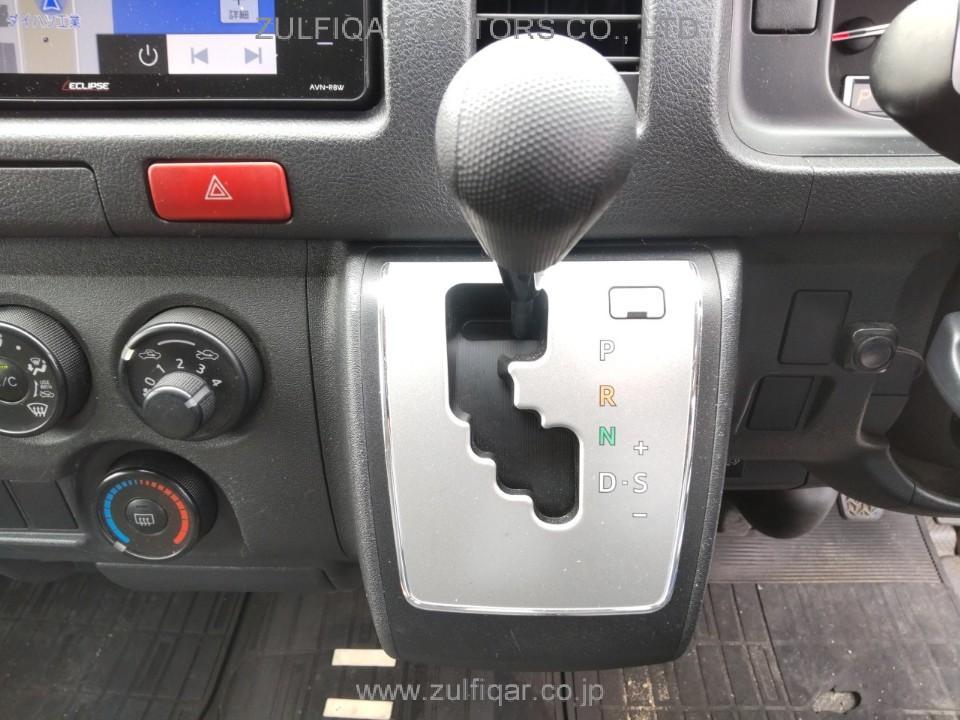 TOYOTA HIACE 2018 Image 9