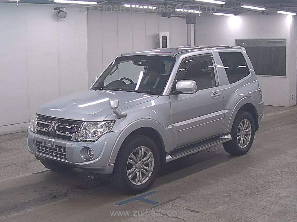 MITSUBISHI PAJERO 2012 Image 4