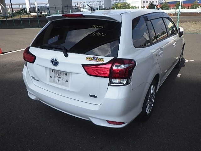 TOYOTA COROLLA FIELDER 2018 Image 20