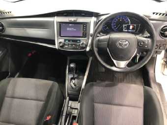 TOYOTA COROLLA FIELDER 2018 Image 4