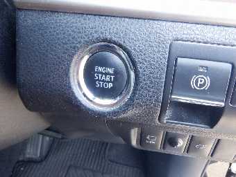 TOYOTA HARRIER 2019 Image 14