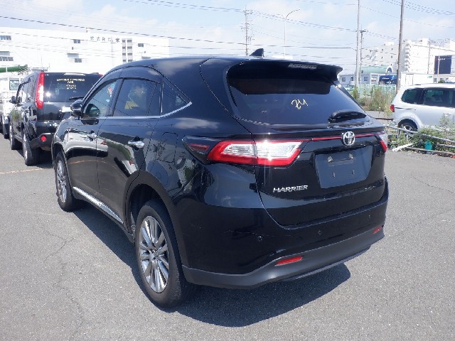 TOYOTA HARRIER 2019 Image 26