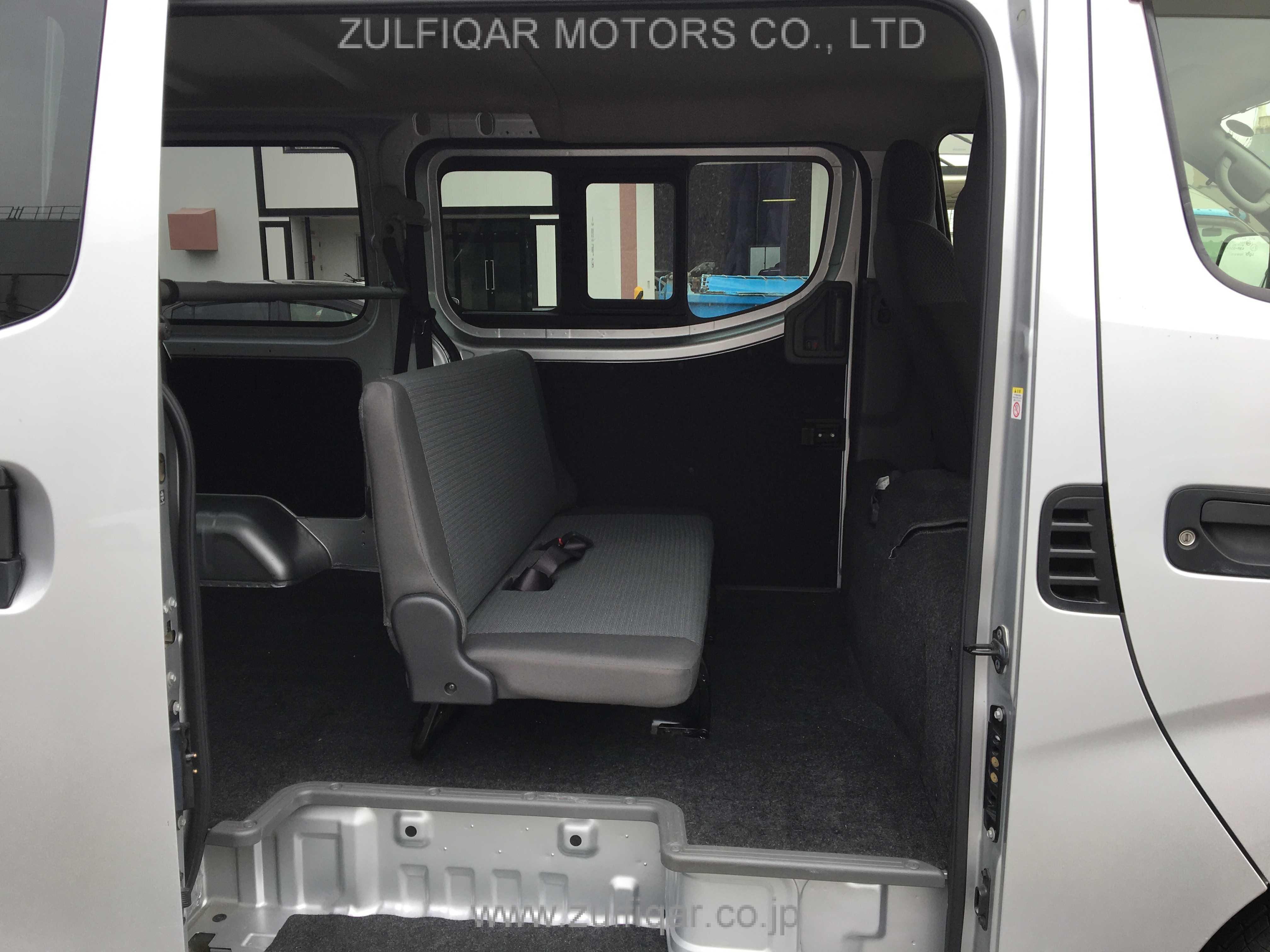 NISSAN NV350 CARAVAN 2017 Image 20