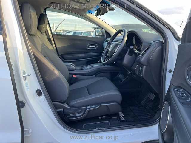 HONDA VEZEL 2018 Image 22