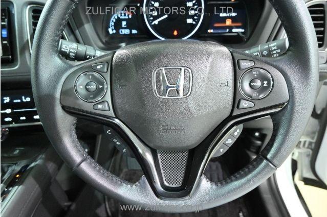 HONDA VEZEL 2018 Image 9