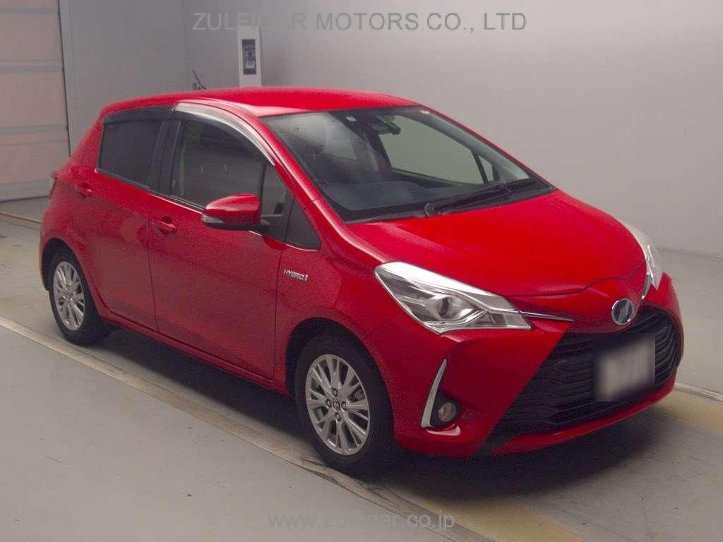 TOYOTA VITZ 2017 Image 3