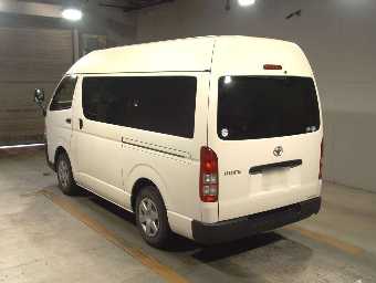 TOYOTA HIACE 2018 Image 4