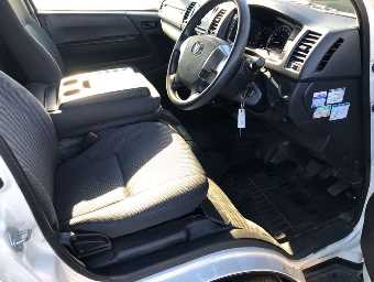 TOYOTA HIACE 2018 Image 5