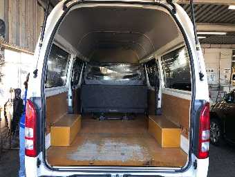 TOYOTA HIACE 2018 Image 7