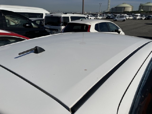 TOYOTA VITZ 2018 Image 29