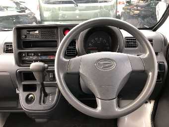 DAIHATSU HIJET CARGO 2017 Image 6