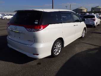 TOYOTA ESTIMA 2012 Image 12