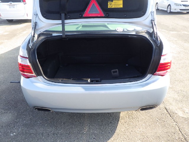 TOYOTA CROWN HYBRID 2010 Image 20