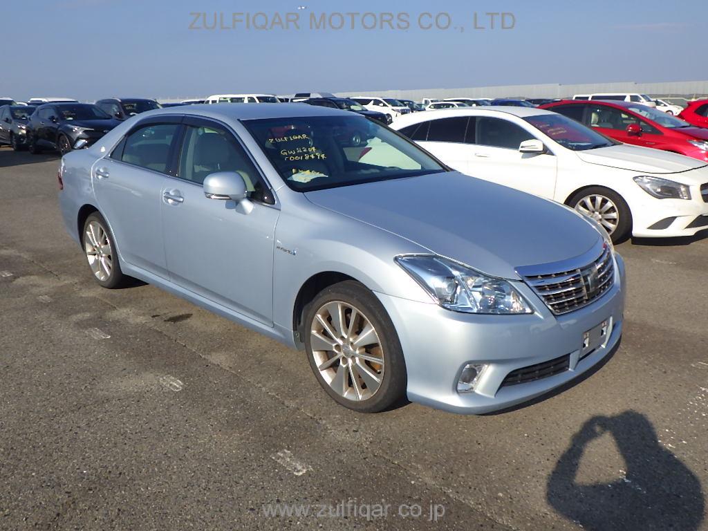 TOYOTA CROWN HYBRID 2010 Image 10