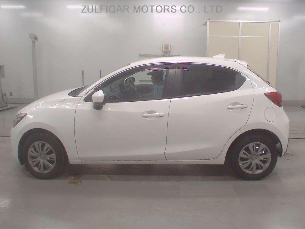 MAZDA DEMIO 2018 Image 4