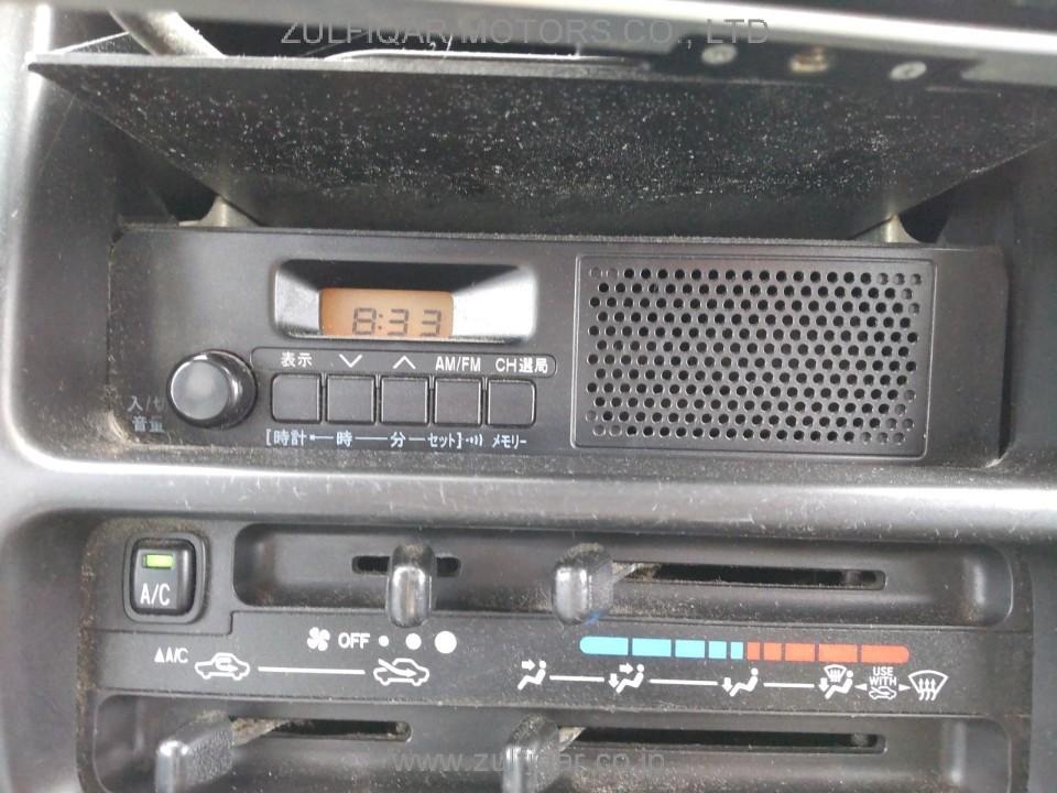 DAIHATSU HIJET CARGO 2017 Image 9