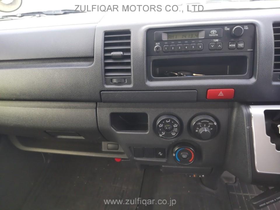 TOYOTA HIACE 2018 Image 9