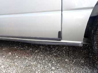 TOYOTA HIACE 2018 Image 4