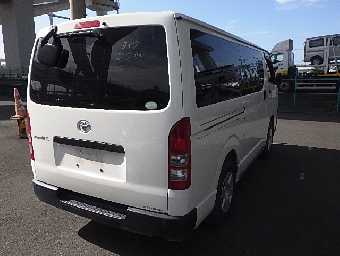 TOYOTA REGIUSACE 2018 Image 10