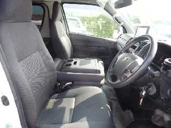 TOYOTA REGIUSACE 2018 Image 5