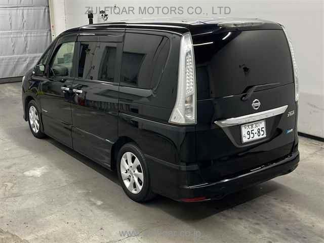 NISSAN SERENA 2012 Image 2