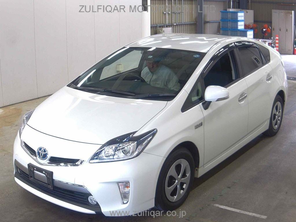 TOYOTA PRIUS PHV 2012 Image 4