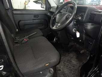 DAIHATSU HIJET CARGO 2019 Image 5