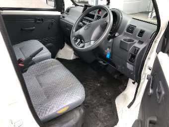 DAIHATSU HIJET CARGO 2017 Image 5