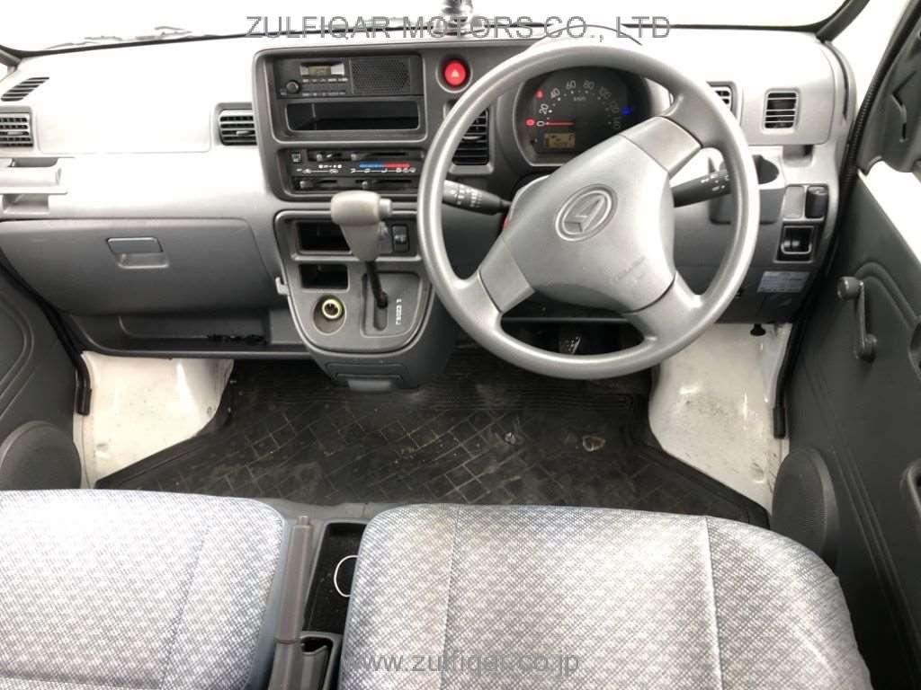 DAIHATSU HIJET CARGO 2017 Image 6