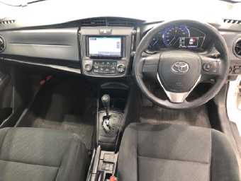 TOYOTA COROLLA AXIO 2018 Image 4