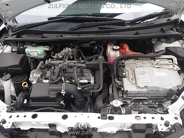 TOYOTA COROLLA AXIO 2018 Image 10