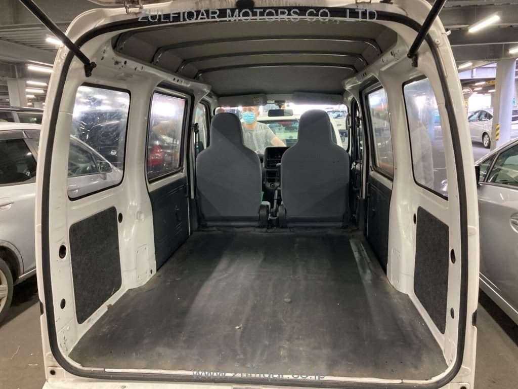 DAIHATSU HIJET CARGO 2017 Image 9