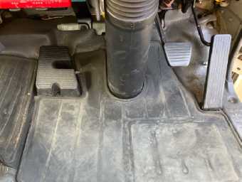 ISUZU ELF TRUCK 2018 Image 3