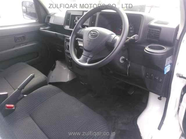 DAIHATSU HIJET CARGO 2019 Image 3