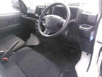 DAIHATSU HIJET CARGO 2019 Image 3