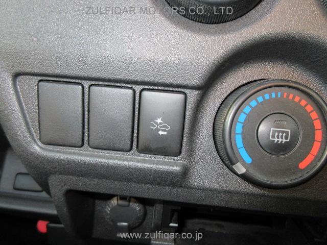 TOYOTA HIACE 2020 Image 20